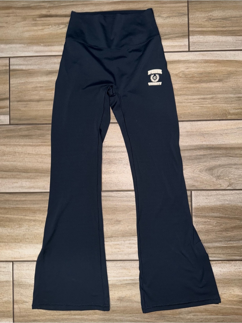 PINK Victoria's Secret Navy  Flare Leggings size M